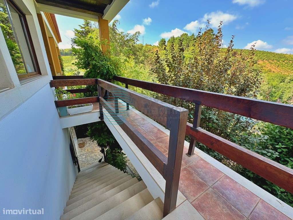 Moradia T4 com piscina, em Melroeira, Torres Vedras-32