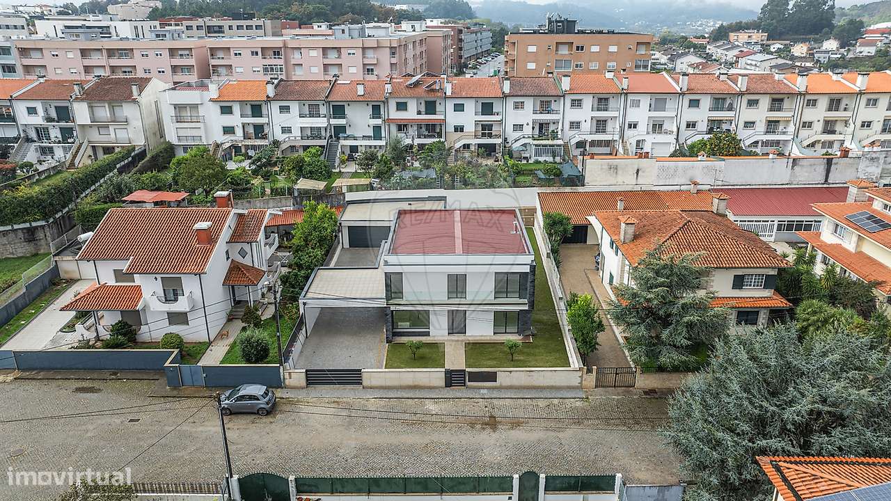 Moradia T4 para venda-21