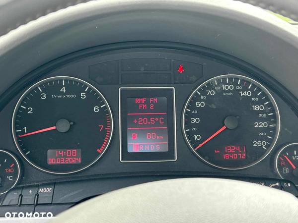 Audi A4 2.0 Multitronic - 6