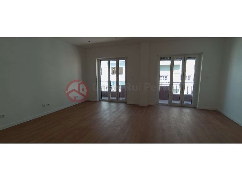 Apartamento T3 remodelado em Arroios, Lisboa - Grande imagem: 5/22
