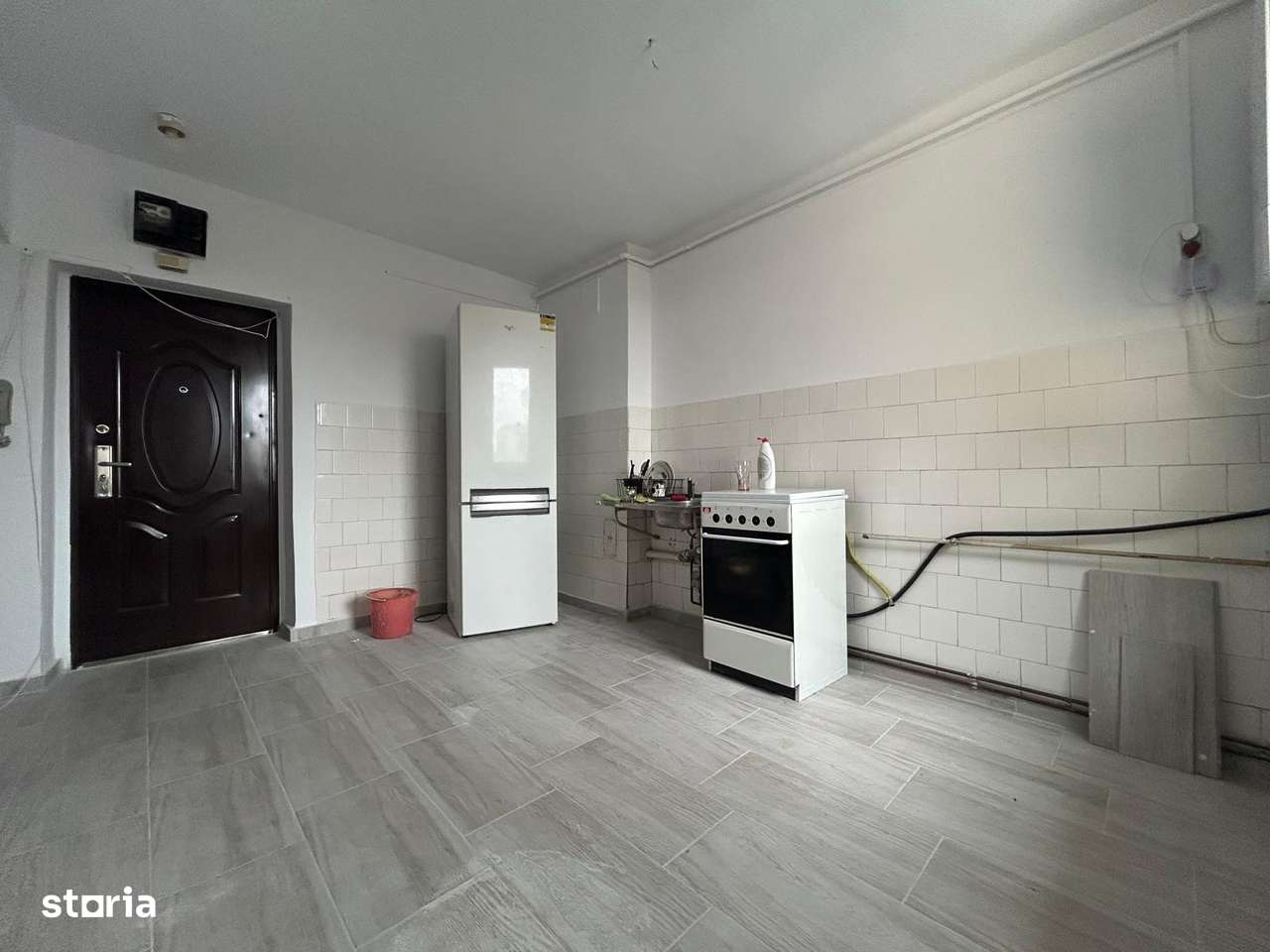 Brasovul Vechi - Apartament decomandat, 2 camere, spatios, insorit! - Imagine principală: 2/9