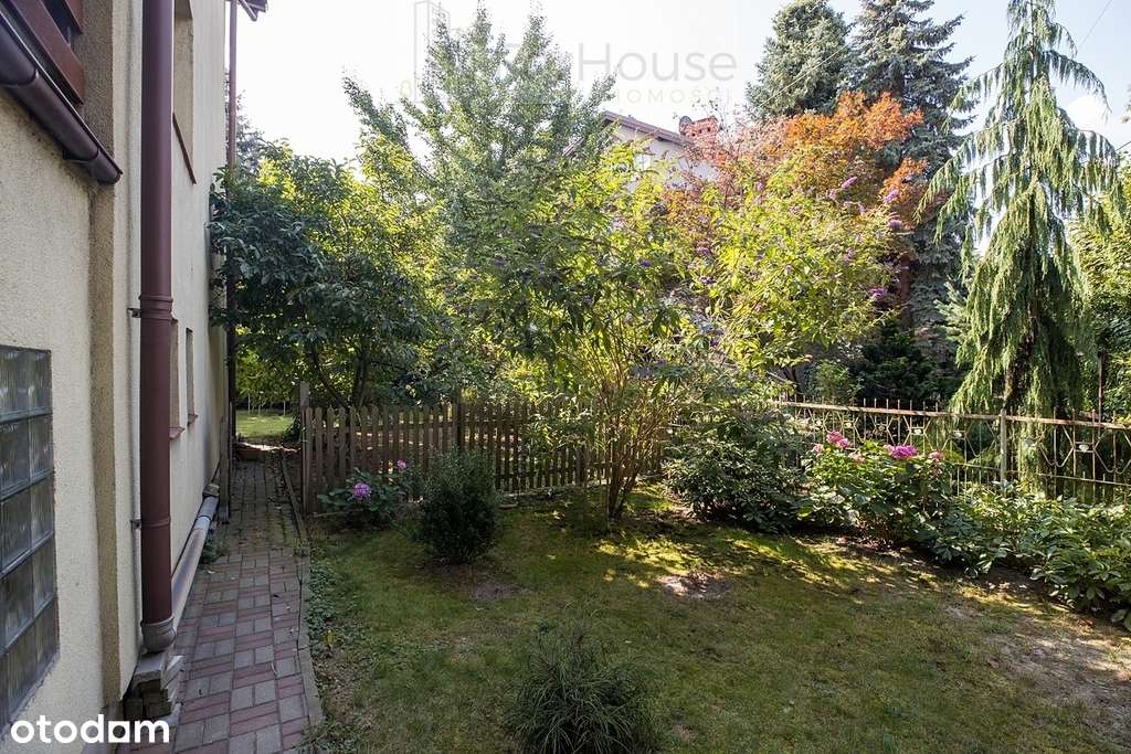 Piękna działka. Blisko W.K.D.-10