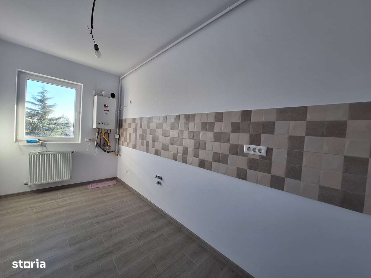 Ap. 3 camere decomandat, 2 bai, debara, 91 mp utili, PARCARE INCLUSA-0