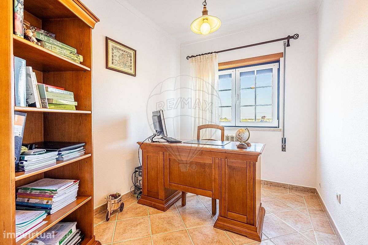 Moradia T4 para venda-33