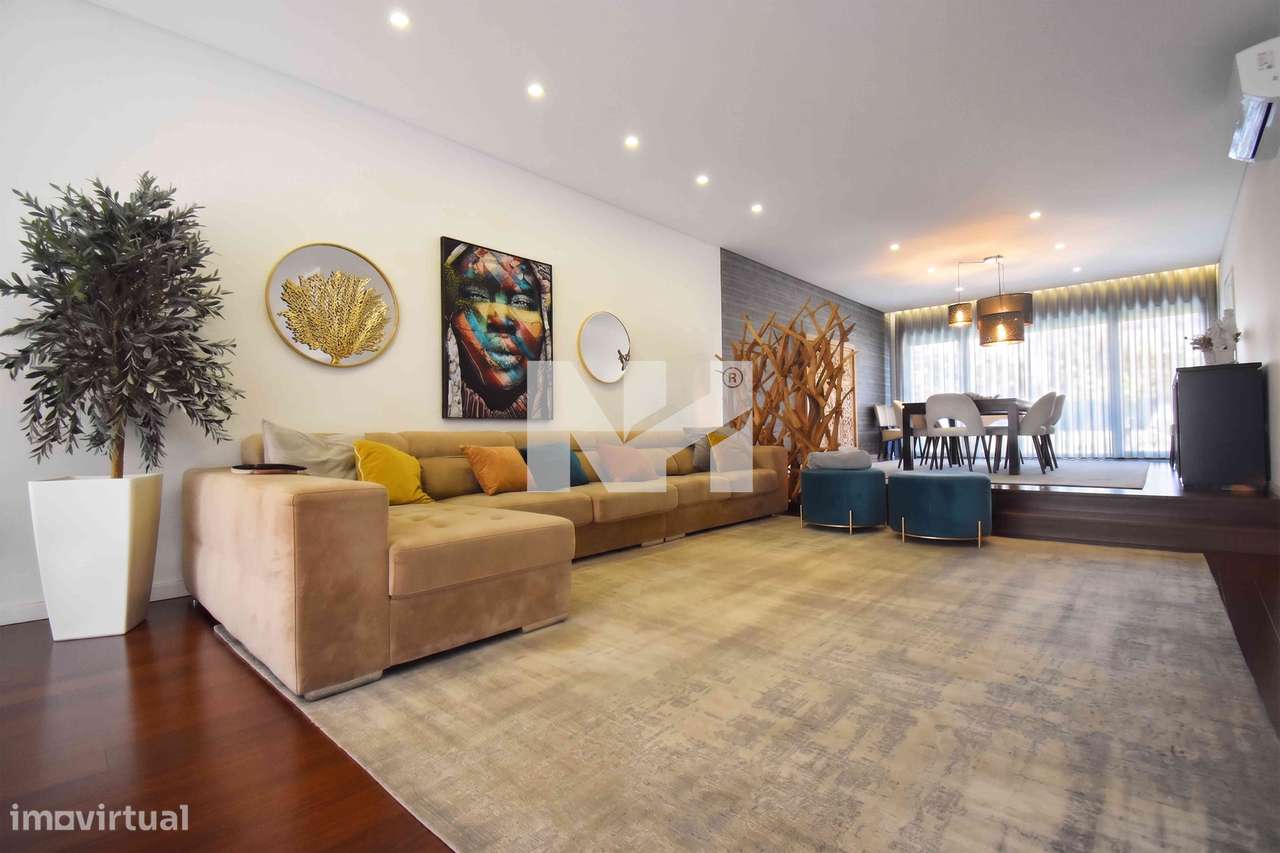 Moradia T4 Contemporânea | 4 Suites | C/ Piscina-6