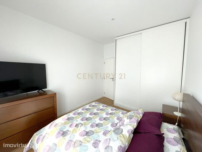 Apartamento T2 renovado em 2023-4