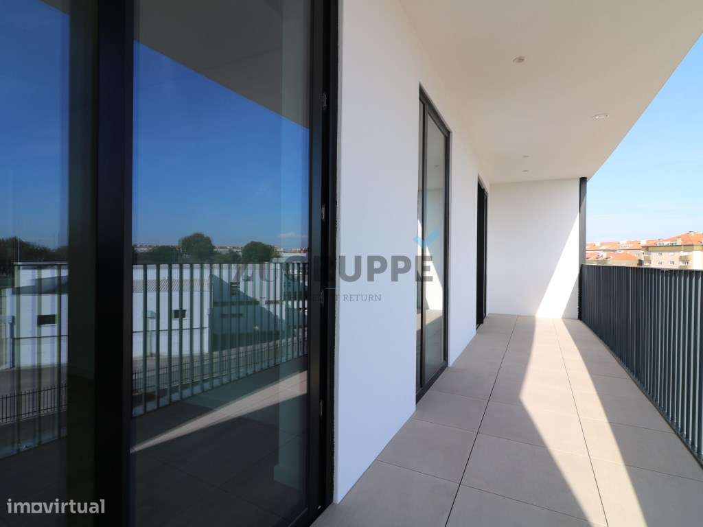 Apartamento T3 Aveiro com varanda pronto a habitar-11