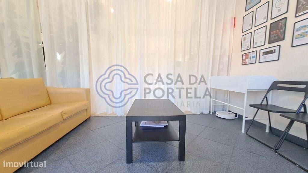 Loja 116 m2 no Bonfim – Porto | Com potencial para habitação e rentabi - Grande imagem: 2/11