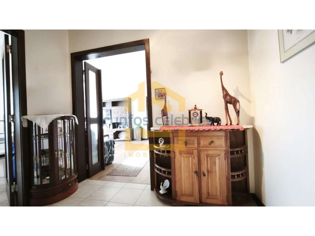 T3 renovado a 200mt da praia das caxinas vila do conde-24