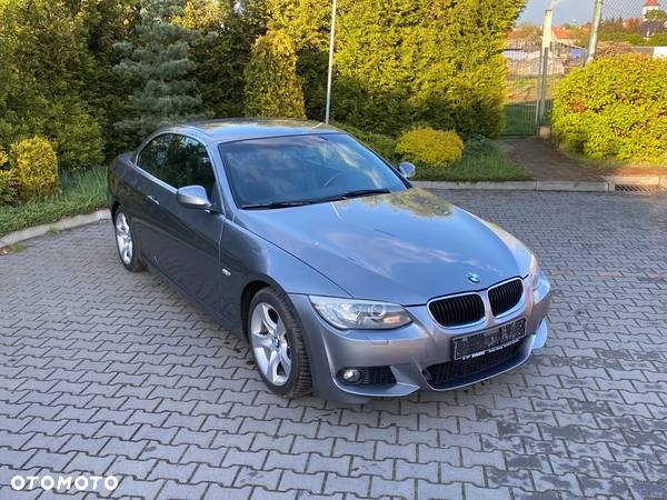 BMW Seria 3 320i Cabrio - 34