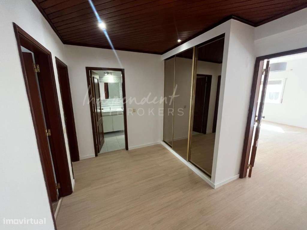 Apartamento T2 deslumbrante em São Sebastião - Setúbal - Grande imagem: 3/24