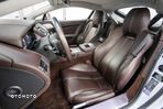 Aston Martin V8 Vantage - 21