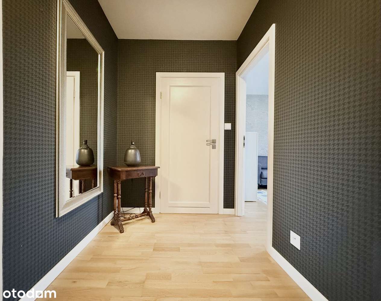 Komfortowe 3-pokojowe mieszkanie| Zielone, ciche osiedle| Młodnickiego-15