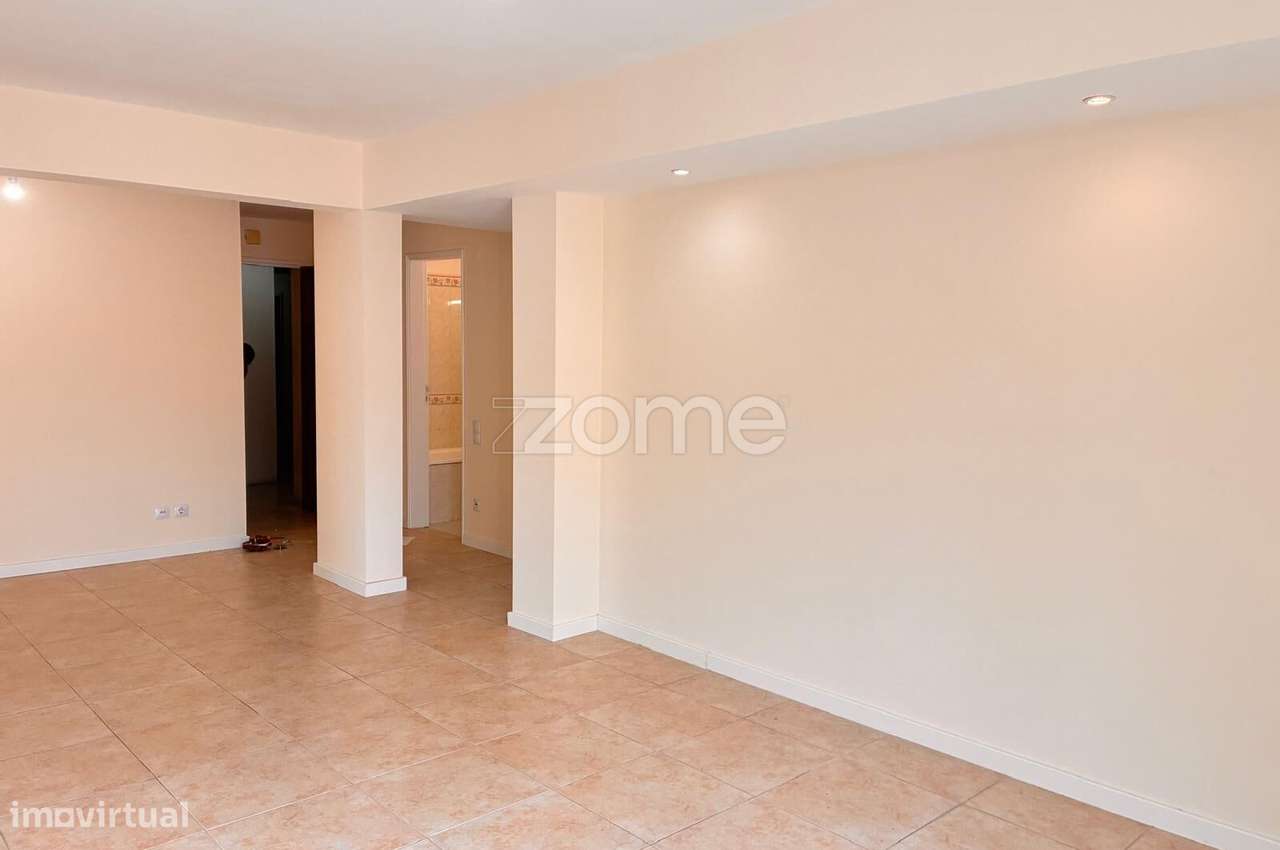 Oportunidade Única na Tapada das Mercês!-0