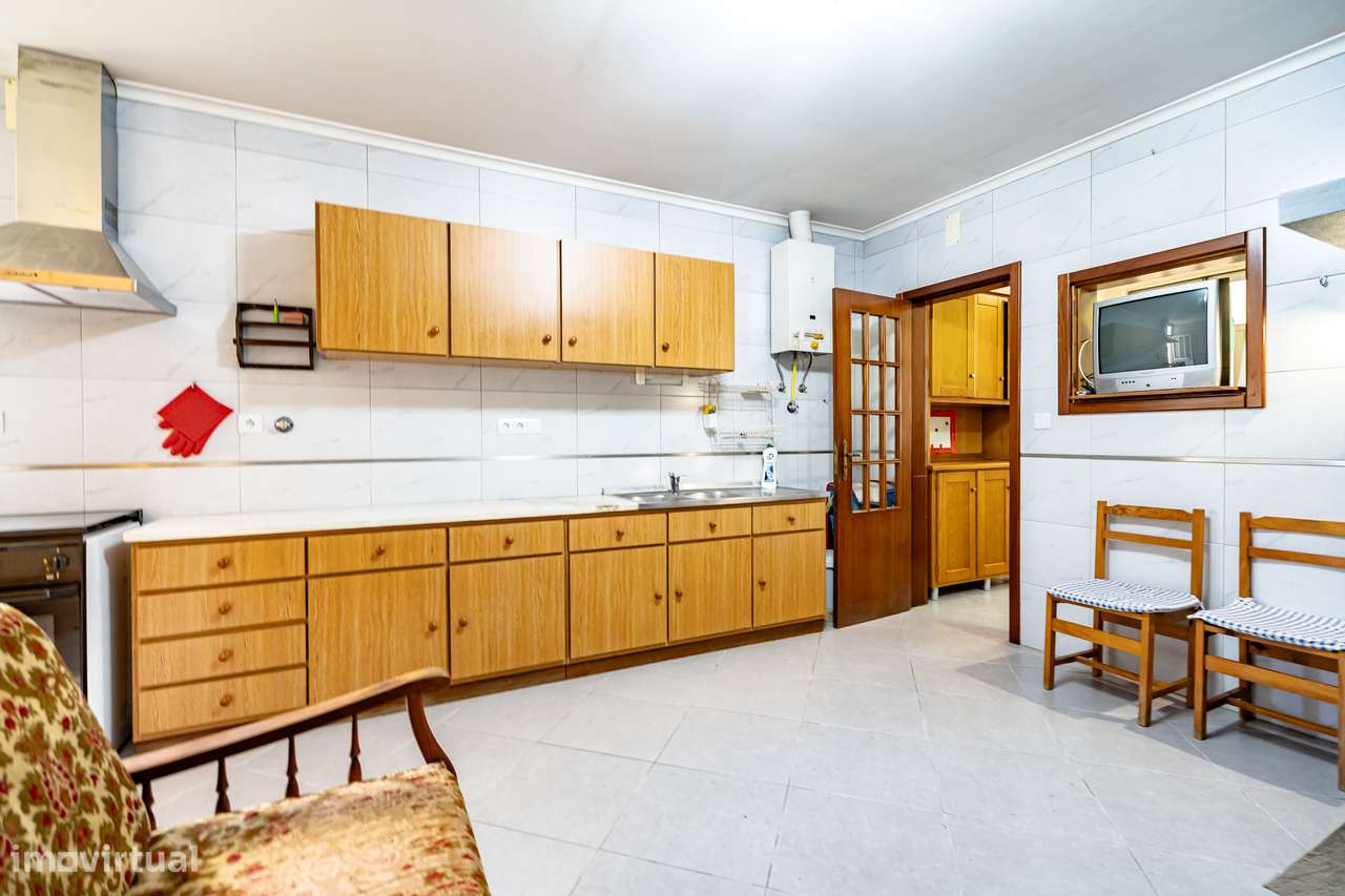 Moradia T3+1  |  Casal de Santo Amaro, Penacova-11