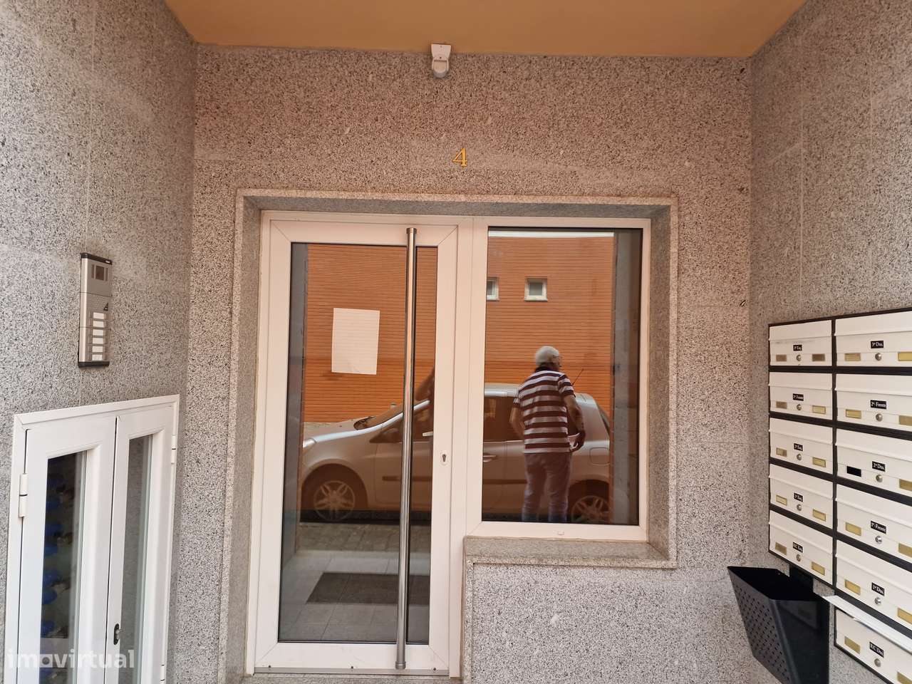 Apartamento T4 R/c para venda em Macedo de Cavaleiros - Grande imagem: 2/27