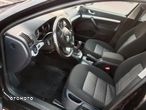 Skoda Octavia 1.6 Ambiente - 40