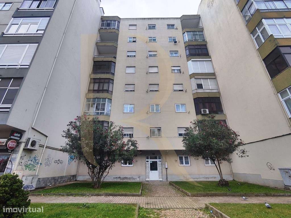 Apartamento T2 com elevador nas Paivas - Amora - Grande imagem: 4/9