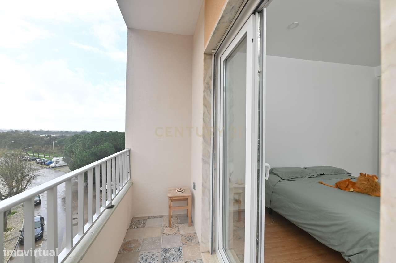 Apartamento Renovado T2 em Pinhal Novo-11