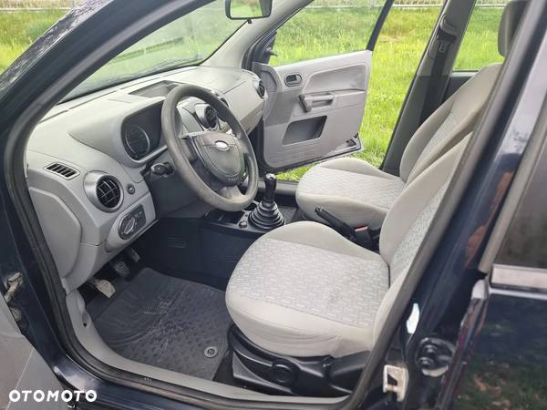 Ford Fusion 1.4 Ambiente - 15