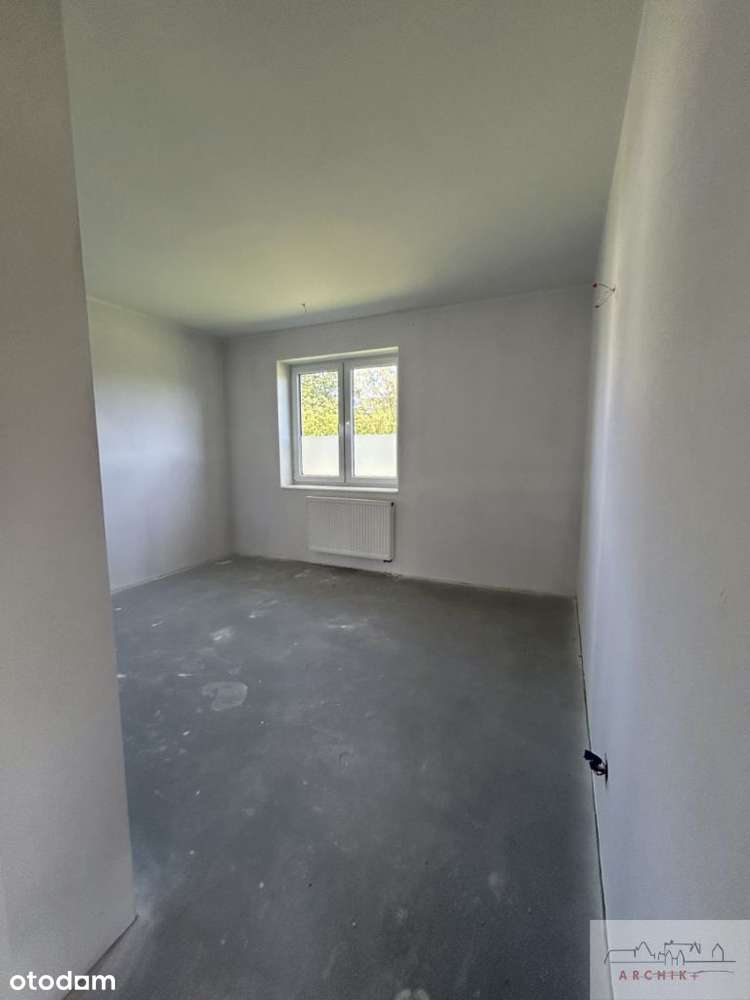 Dom w Sieprawiu, duża działka, pompa ciepła-7