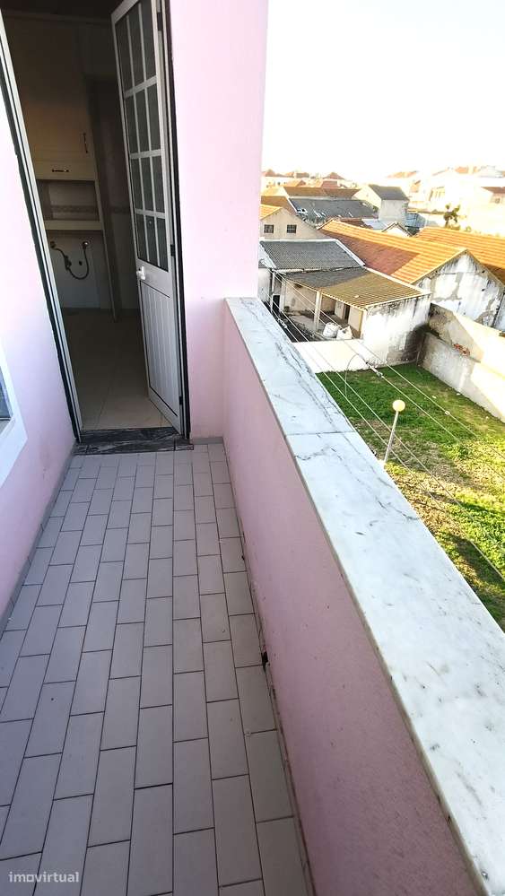 T3  Estimado | 2 lugares de estacionamento | 2 arrecadações - Grande imagem: 5/28