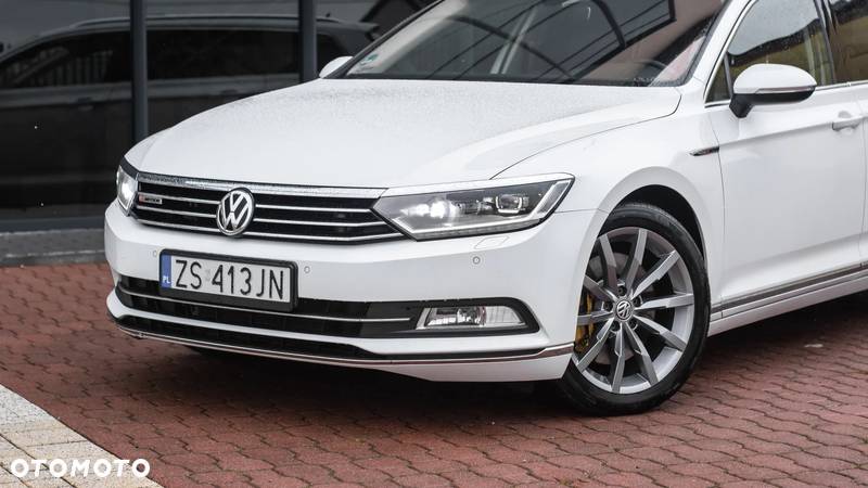 Volkswagen Passat 2.0 TDI Bi-Turbo BMT 4Mot Highline DSG - 12