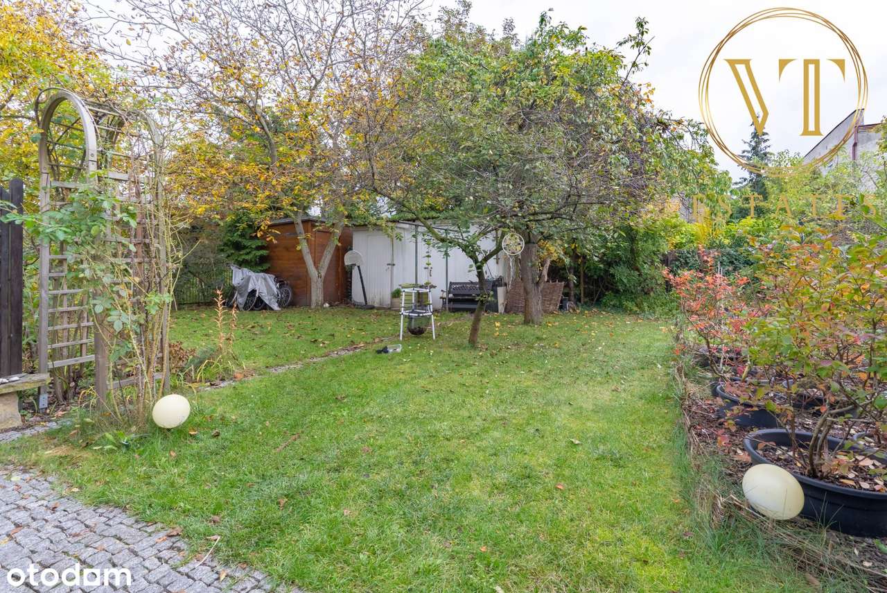 Dom wolnostojący w spokojnej okolicy-10