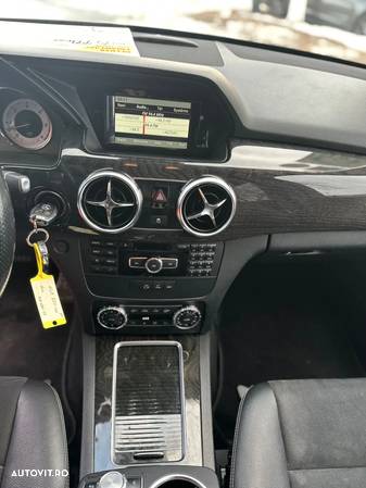 Mercedes-Benz GLK 350 CDI 4Matic (BlueEFFICIENCY) 7G-TRONIC - 10