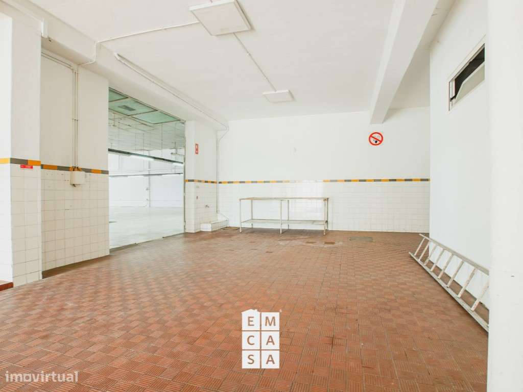 Pavilhão Industrial para Arrendamento - São João da Madeira - Grande imagem: 3/20