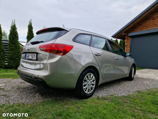 Kia Ceed 1.4 CVVT Attract - 4