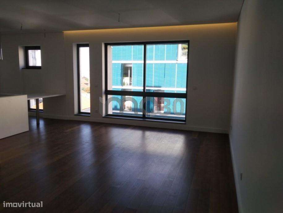 Apartamento T4 Porto/Boavista-0