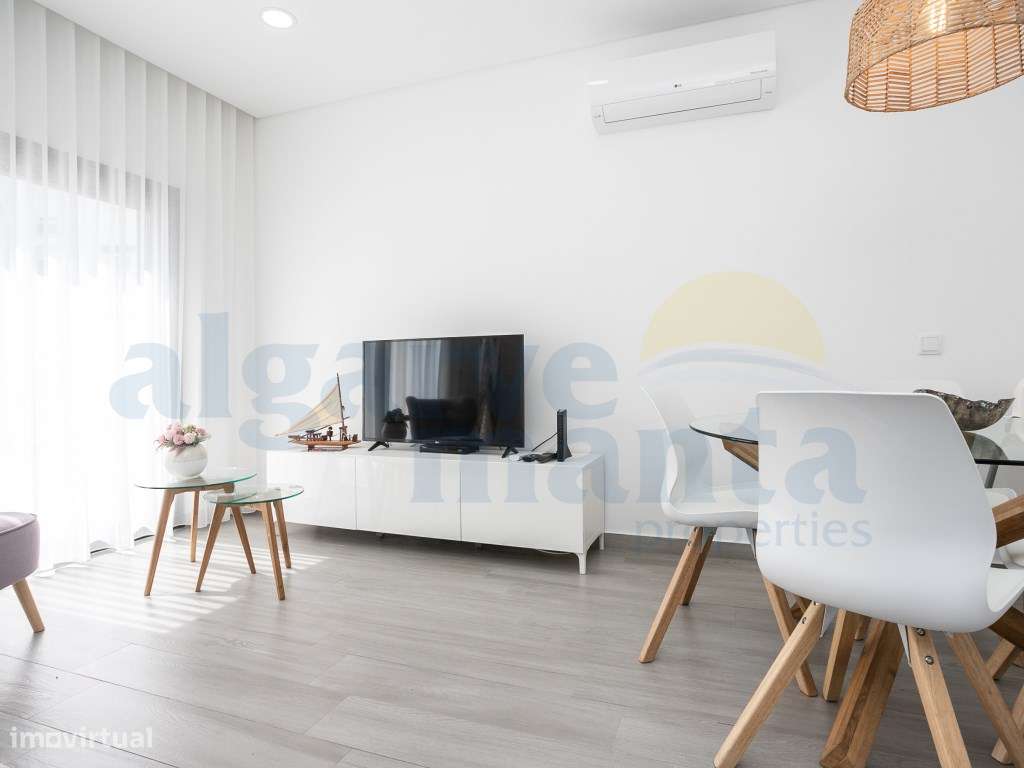 Apartamento T2 em Condomínio Privado - Perto da Praia da Manta Rota-6