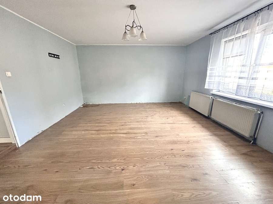 Wolnostojący dom z DUŻĄ działką 2300 m2/dla rodziny dwupokoleniowej-2