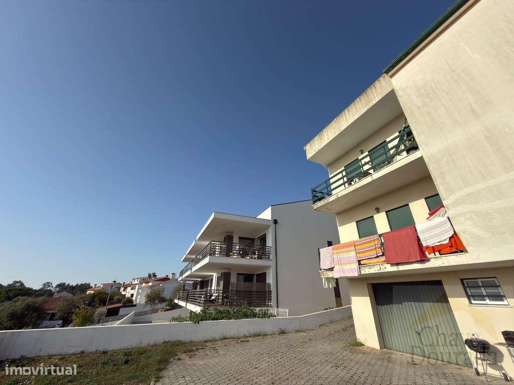 Apartamento T1+2 com garagem, em Santa Clara-25