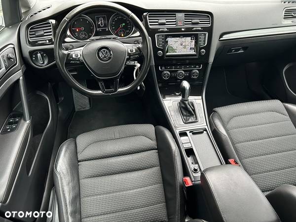 Volkswagen Golf 2.0 BlueTDI DSG Highline - 5