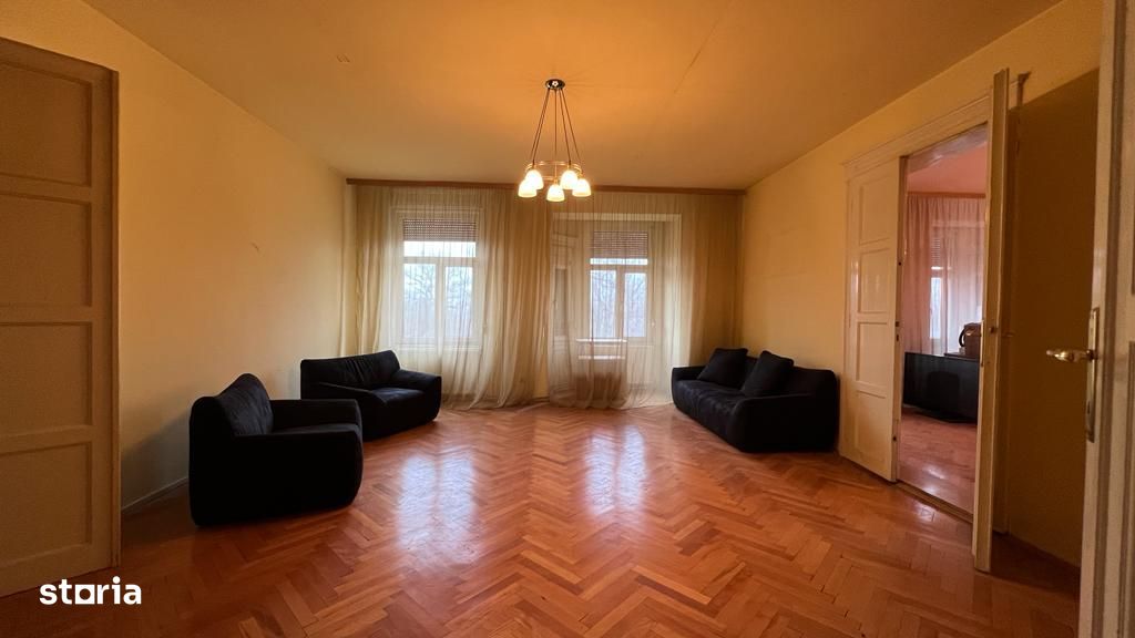 Apartament 3 camere in zona Ultracentrala