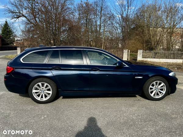 BMW Seria 5 520d Touring - 10