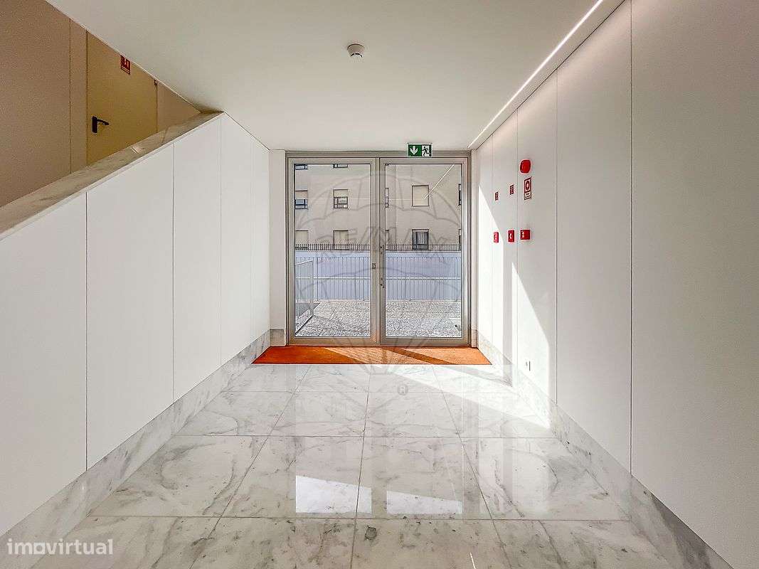 Apartamento T5 para venda - Grande imagem: 2/16