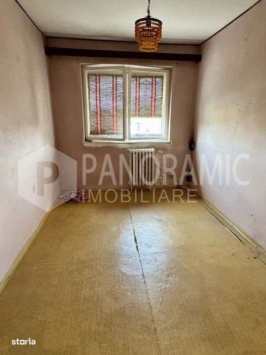 Apartament cu 2 camere decomandate Manastur Mehedinti - Imagine principală: 2/5