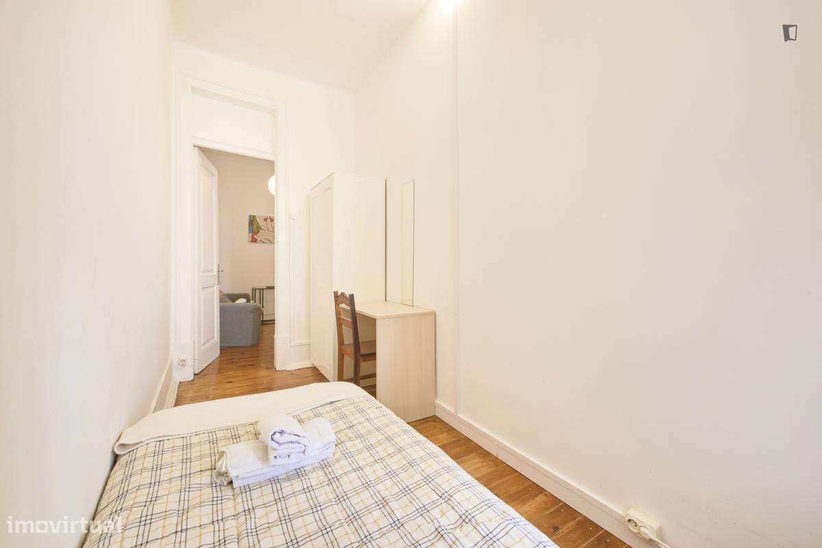 Quarto - localizado em Saldanha Lisbon - Grande imagem: 4/43