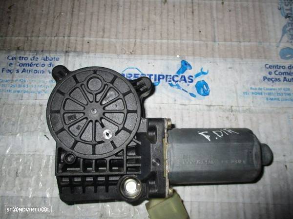 Motor Elevador Vidro 0130821919 MERCEDES W208 1997 FD - 2