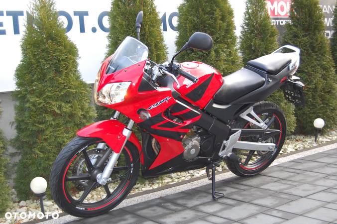 Honda CBR - 4