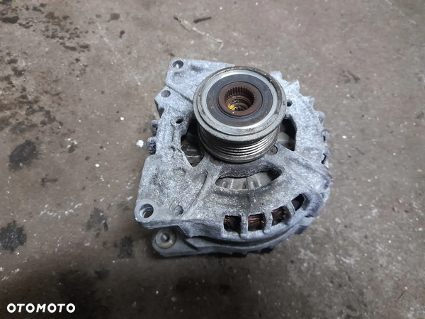 Mercedes W246 1.5 dacia alternator - 2