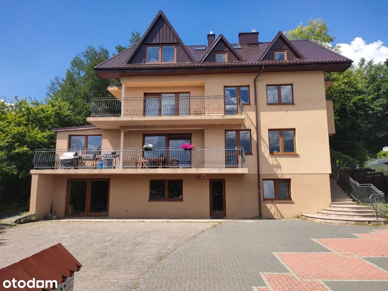 Dom, 575 m², Ostrzyce