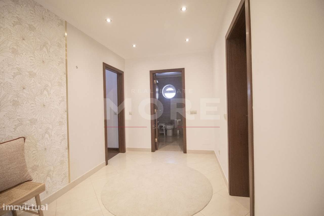 Moradia T5 independente de Gaveto - Caldas da Rainha-17