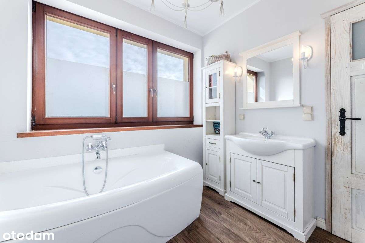 Dom w zabudowie bliźniaczej blisko lasu-13