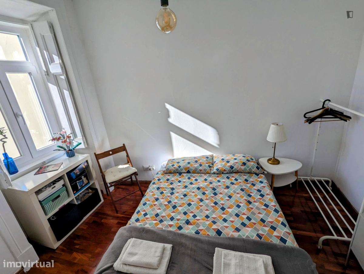 Quarto - localizado em Picoas Lisbon - Grande imagem: 3/10