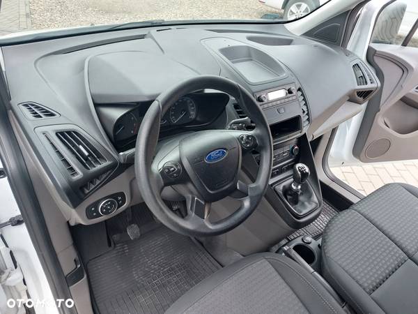 Ford Transit Connect - 15