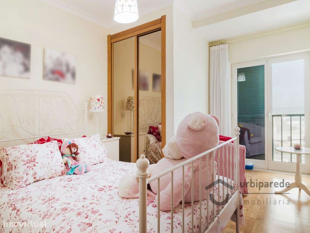 Moradia V4 em condomínio fechado no centro da Ericeira, com garagem.-31